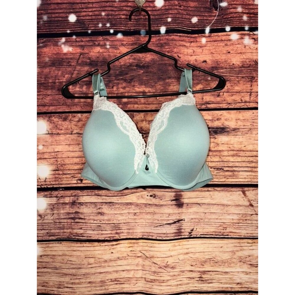 Torrid perfect coverage lightly lined smooth bra 44D